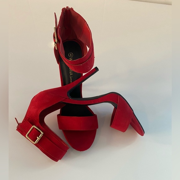 Wild Diva heels - Picture 2 of 9